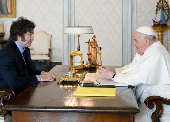 Malestar con el Papa, un vínculo frío con Chile y diferencias por Israel