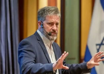 300 Preguntas en 300 Palabras, con Gabriel Ben-Tasgal – Capitulo 4
