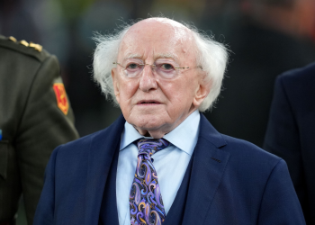 Más de una docena de asistentes judíos abandonaron una ceremonia en memoria del Holocausto en Dublín